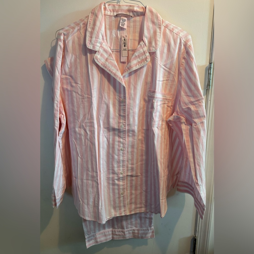 Victoria’s Secret Pajama Set Pinstripe Pattern